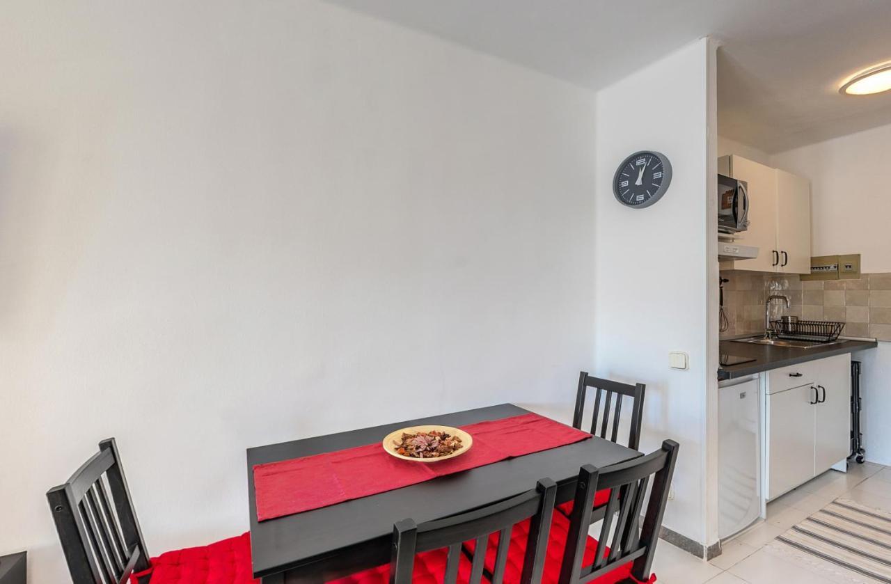 Apartamento Paternal Playa Roca. Costa Teguise Bagian luar foto
